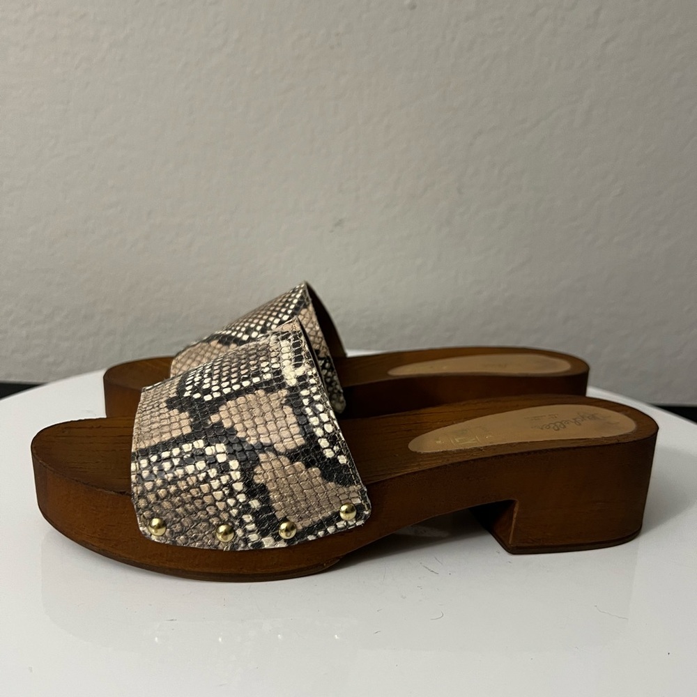 Seychelles Good Spirit Heeled Clog Snake Print Leather Open Toe Women's 8.5